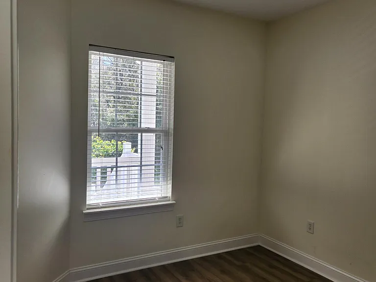 766 Algonquin Dr #F — Photo 14