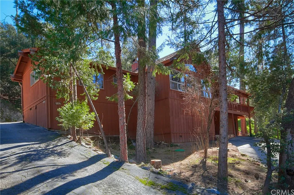 42917 Scenic Dr photo 1