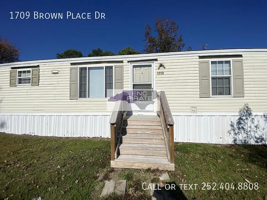 3 bed, $1,250 — Photo 2
