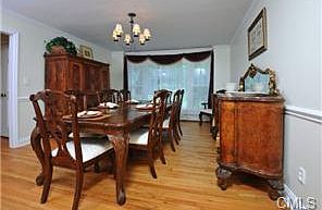 3rd image of 50 Londonderry Dr