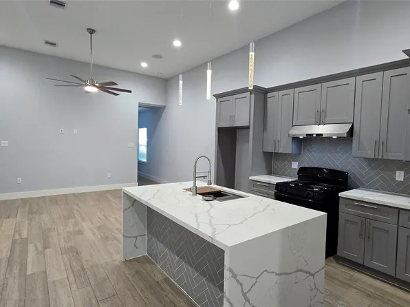 10017 Morocco Rd, Houston, TX 77041