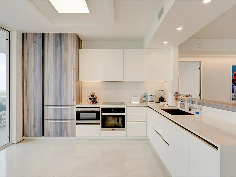 4240 Galt Ocean Dr #1006 — Photo 7