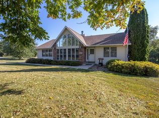 2264 Breckenboro Dr, Davis, IL