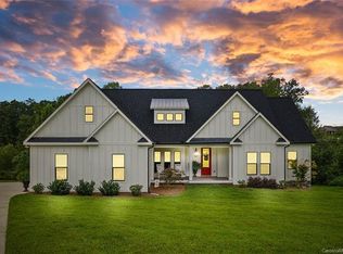 2547 Pond View Ln, Lincolnton, NC 28092