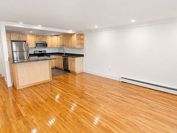 2nd image of 121 Tremont St APT A6