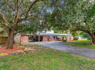 3180 Rostan Ln, Palm Springs, FL 33461