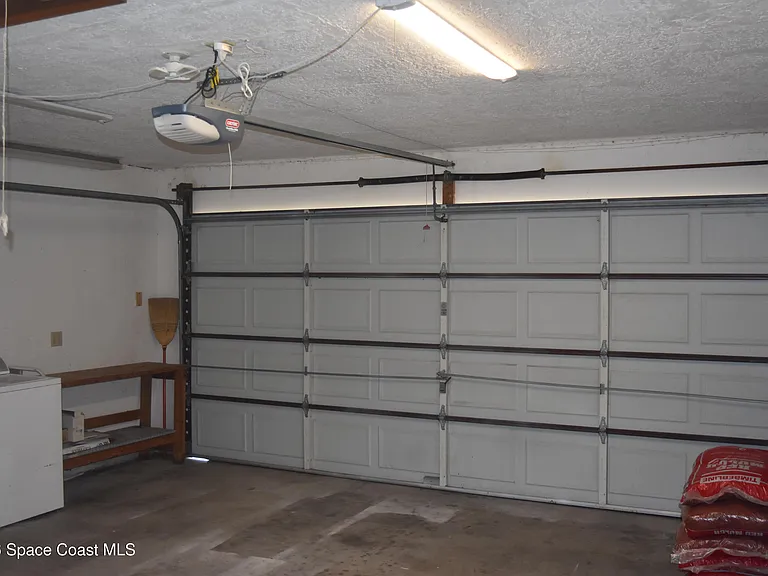 364 Brookedge St NE — Photo 22