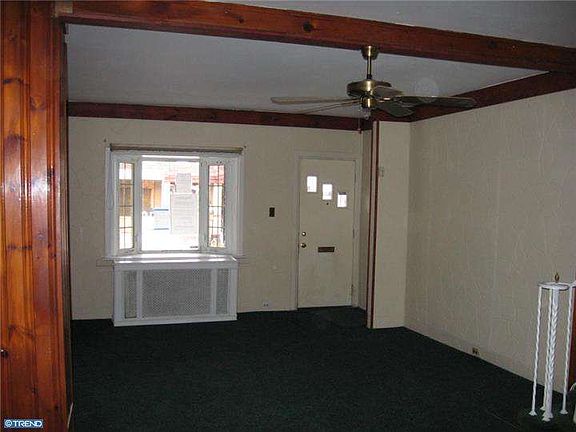 4th image of 1014 E Tioga St