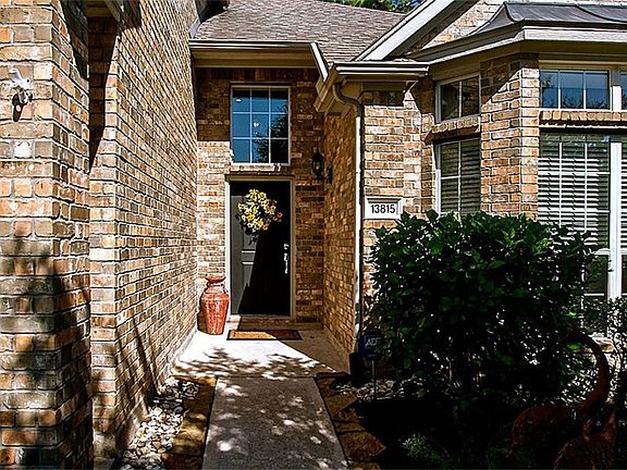 3rd image of 13815 Lake White Rock Dr