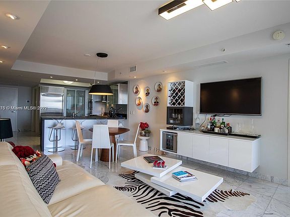 4th image of 18201 Collins Ave #5207