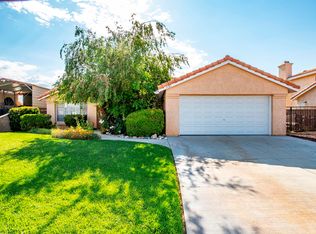3181 Sabre St, Rosamond, CA 93560