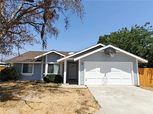 13707 4th St, Yucaipa, CA 92399
