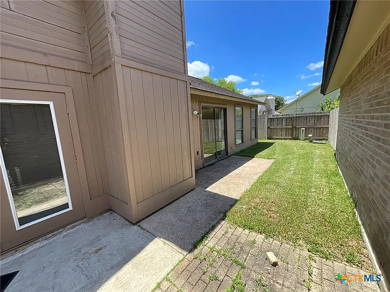 519 Rattan Dr — Photo 24