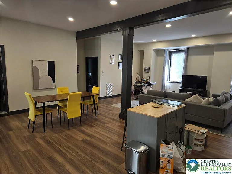 49 N Delaware Dr — Photo 6
