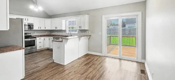 1184 Country Fields Ln — Photo 6