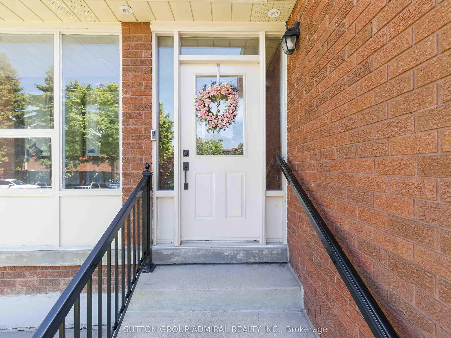 4 bed, $3,600 — Photo 2