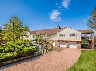 69 Kimble Ln, Sparta, NJ 07871