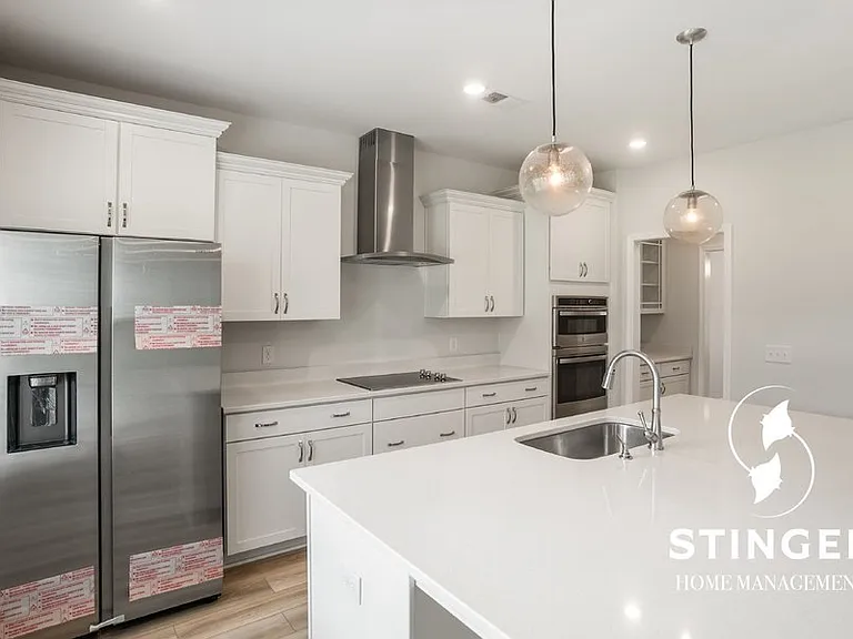 103 Grange Ln — Photo 12