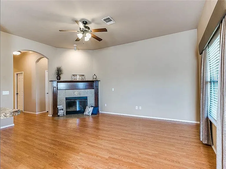 1529 Fawn Run Xing — Photo 5