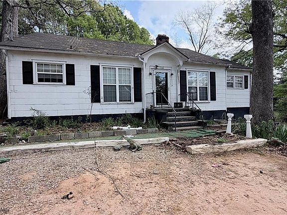 4th image of 1948 Browns Mill Rd SE