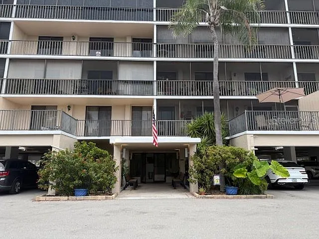 25188 Marion Ave #D104
