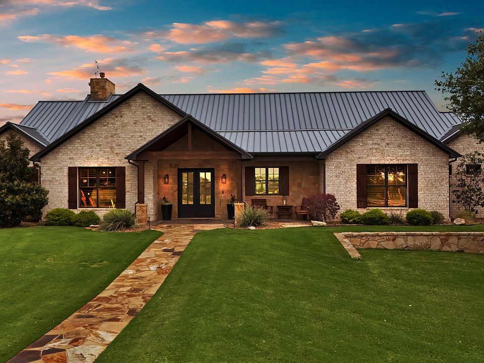1st image of 205 Haciendas Dr