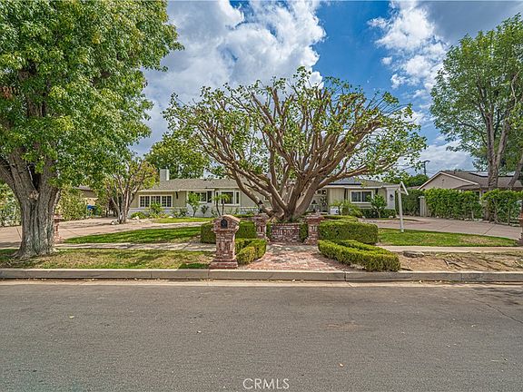 2nd image of 10132 Wish Ave