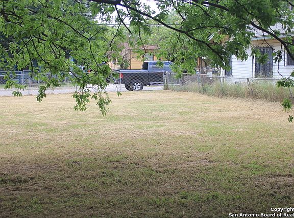 4th image of 1021 Patton Blvd