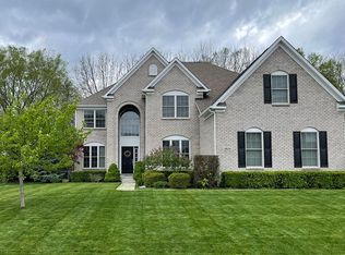 9939 Wading Crane Ave, McCordsville, IN 46055