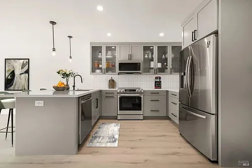 207 Stony Point Rd #B Photo 1