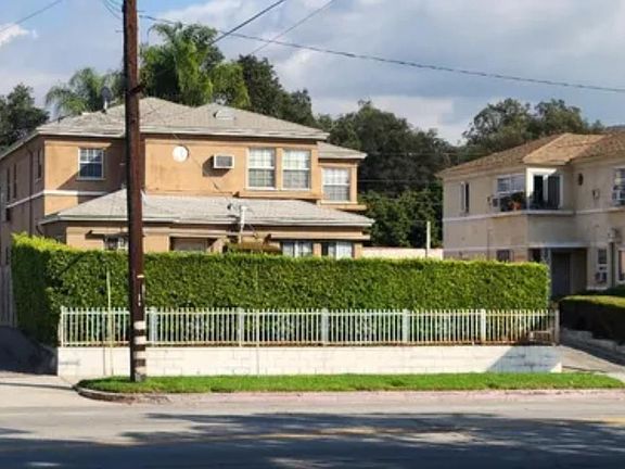 3rd image of 4442 Cahuenga Blvd #4446