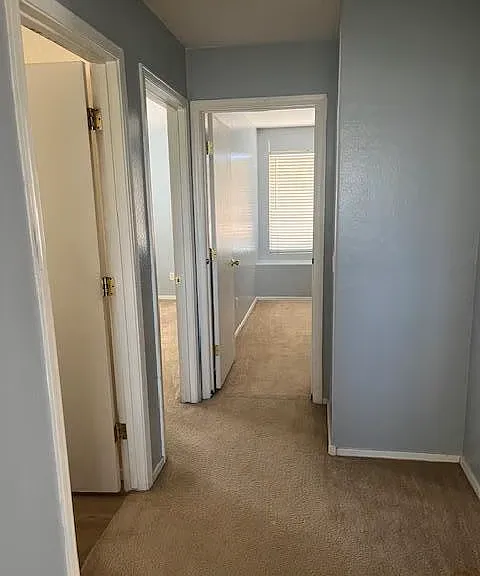 9428 S 35th Gln — Photo 12