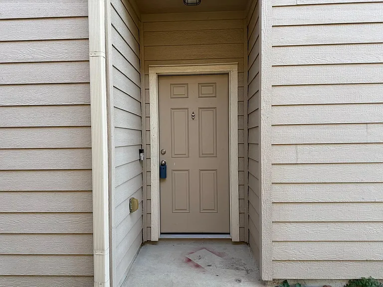 17134 Wilthorne Gardens Ct — Photo 3