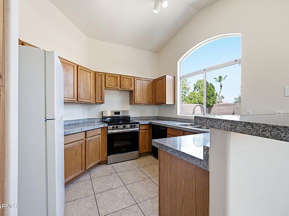 5th image of 14609 S 47th Pl