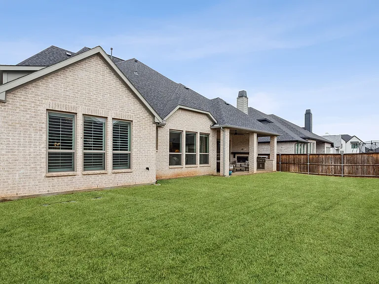3358 Fuller Dr — Photo 34