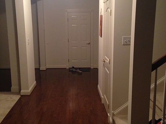 5th image of 1024 Thorndale Dr