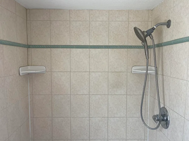 5633 Auld Ln — Photo 24