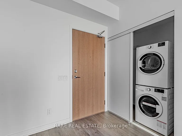1787 Saint Clair Ave W #815 — Photo 25