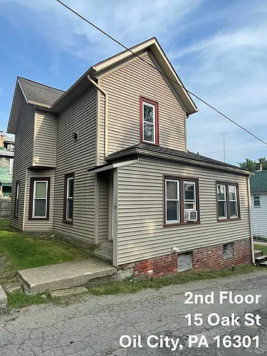 15 Oak St #2 Photo 1