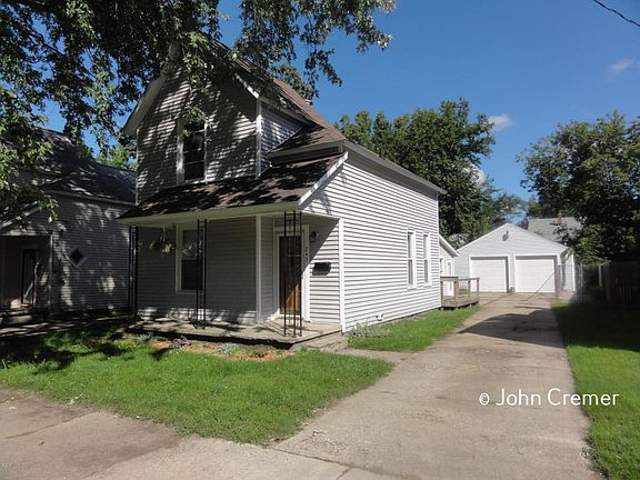 2nd image of 245 Dean St NE