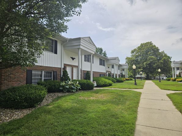 135 W Satin St #9