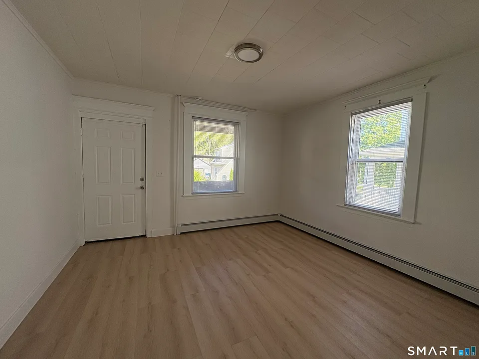 127 Pearl St #1