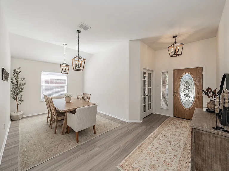 9040 Weller Ln — Photo 18