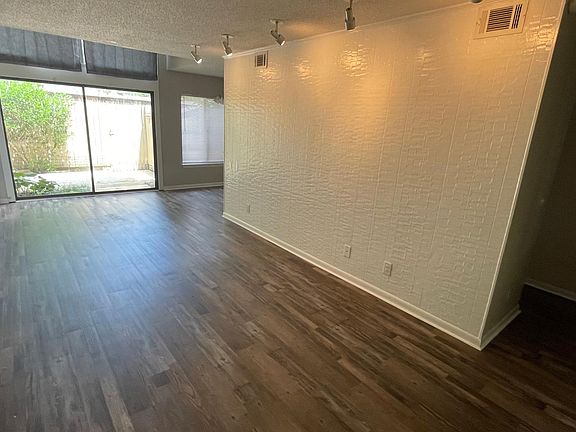 4th image of 3621 Wilmot Ave #A-j