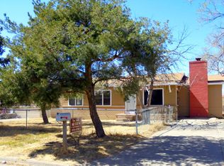 215 Peach Ave, Dumas, TX 79029
