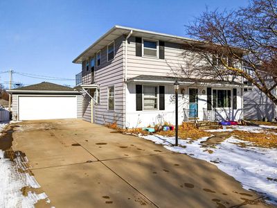 516 W 10th St, Kaukauna, WI, 54130