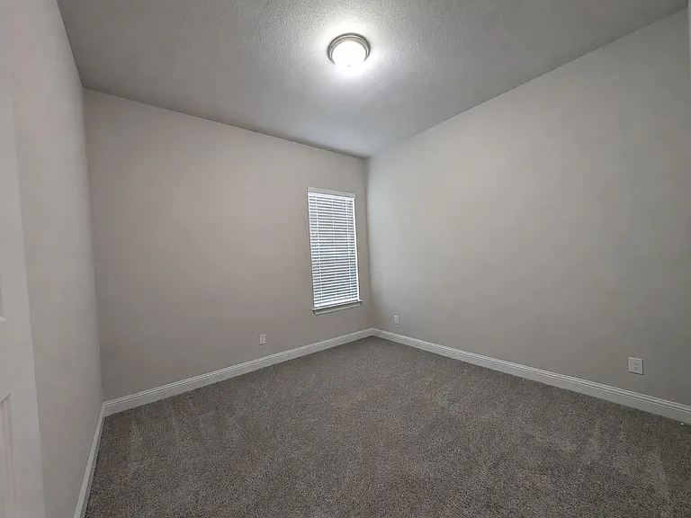 3112 Bouchette Cv — Photo 26