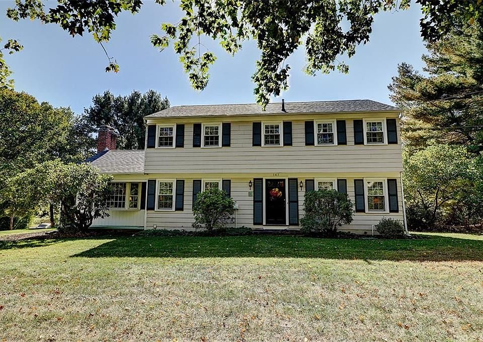 1st image of 147 Blueberry Dr