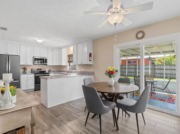 271 Micklers Rd, Saint Augustine, FL 32080