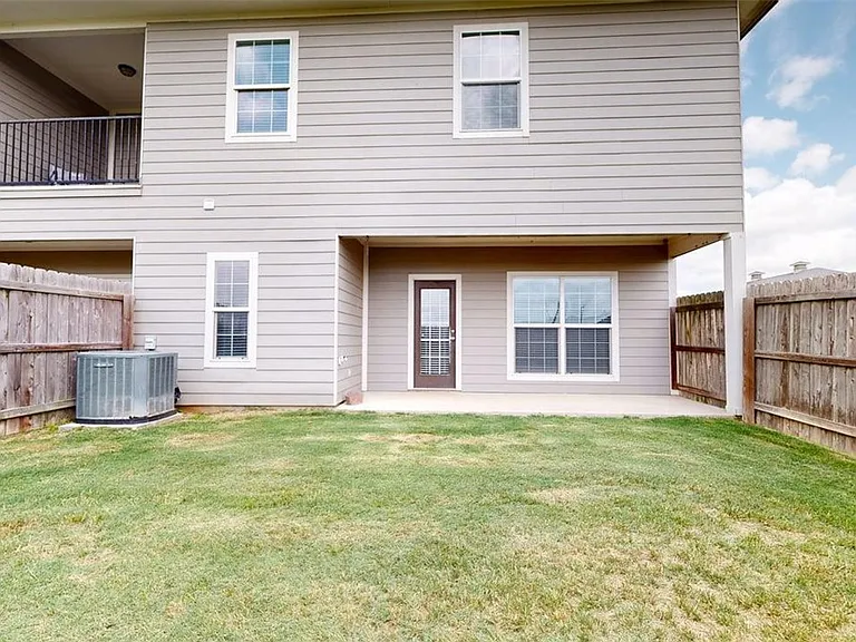 3519 Summerway Dr — Photo 33